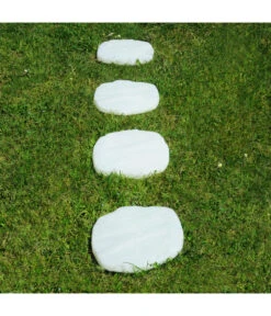 Farmet Kunststoff-Trittsteine Fluoreszierend, Ca. B36/H3/T30 Cm, 4er-Set 8 Farmet Kunststoff-Trittsteine Fluoreszierend, Ca. B36/H3/T30 Cm, 4er-Set -Gartenmöbel 4181624 WE DE 002 TrittsteineSETMIT4STueCKENFLUORESZIERENDWEISS